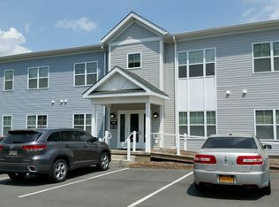 1100 Green Holly Rd #202, Clarks Summit, PA 18411