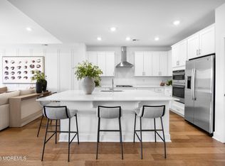 82 Fillmore Dr, Monroe Township, NJ 08831