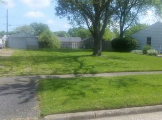 2929 Riverview Ln, Lorain, OH 44055