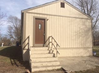 8325 Center Dr, De Soto, KS 66018