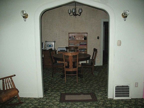 4th image of 608 Bayard Park Dr
