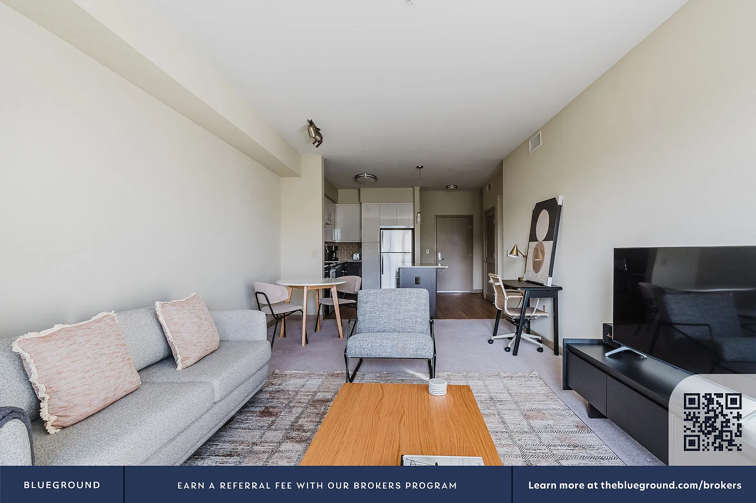 1 bed, 1.0 bath, 842 sqft, $2,290 — Photo 3