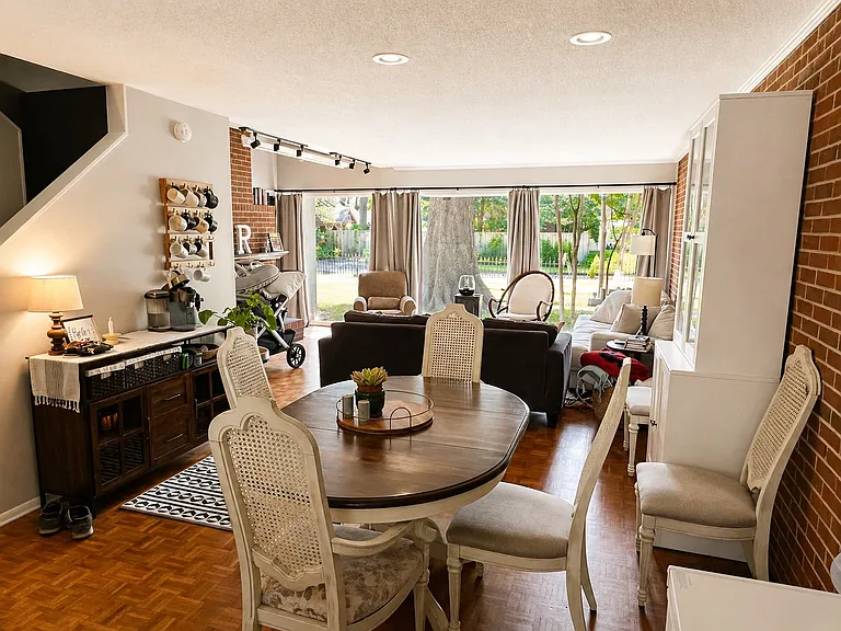 768 Roland St — Photo 4