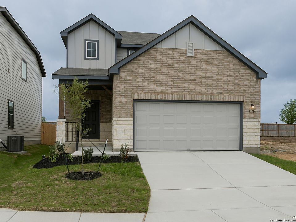 1st image of 13766 Birch Crossing