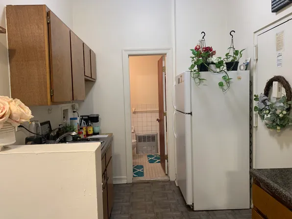 206 West 121st Street E image 2 of 6