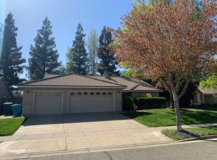 2190 Gold River Dr, Yuba City, CA 95991