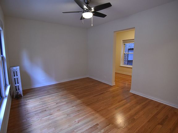 4th image of 712-720 W Grace St #712-1N