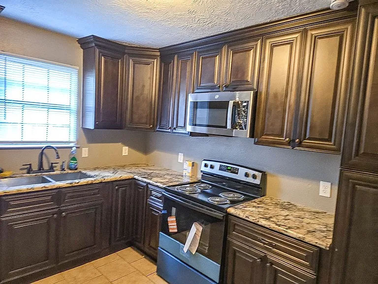 5140 Minnie Ave — Photo 6