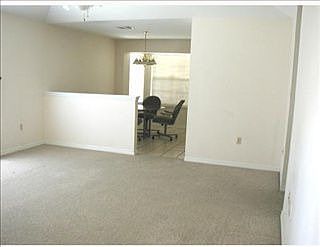 5th image of 669 Camellia Ave