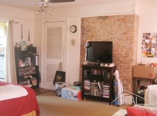 174 S 9th St APT 3, Brooklyn, NY 11211