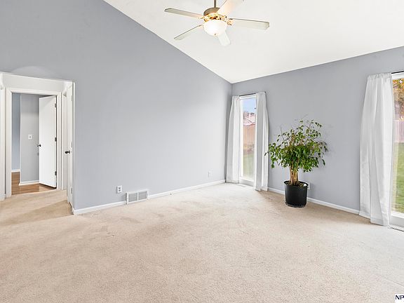 3rd image of 7018 S 132nd Ave