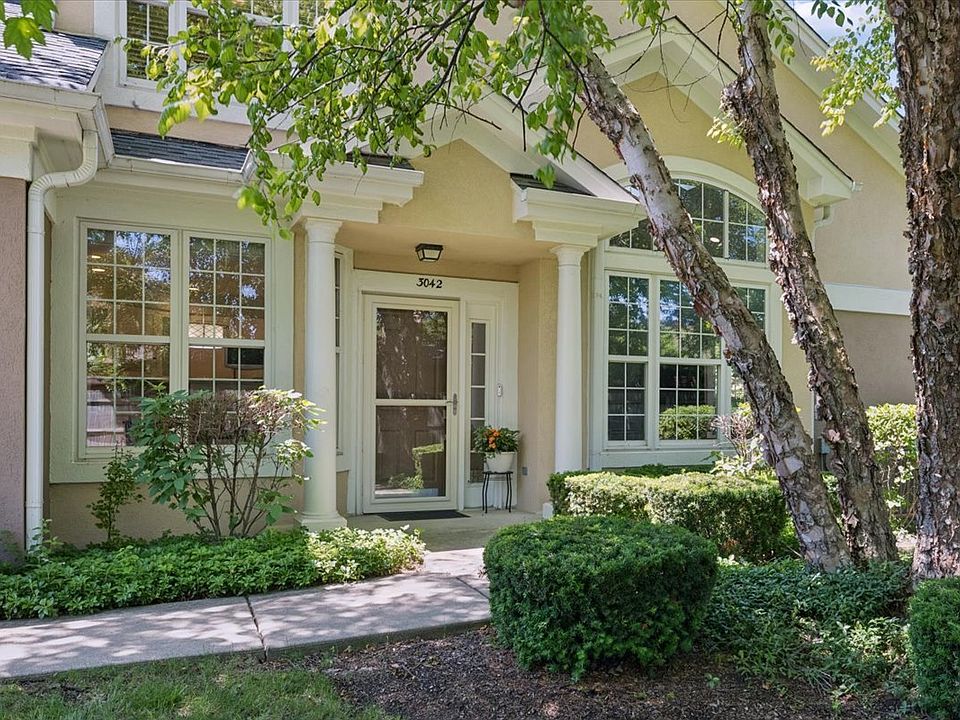 1st image of 3042 Lexington Ln #3R41