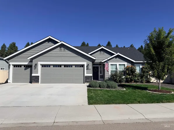 4932 W Vanderbilt Dr, Meridian, ID 83646