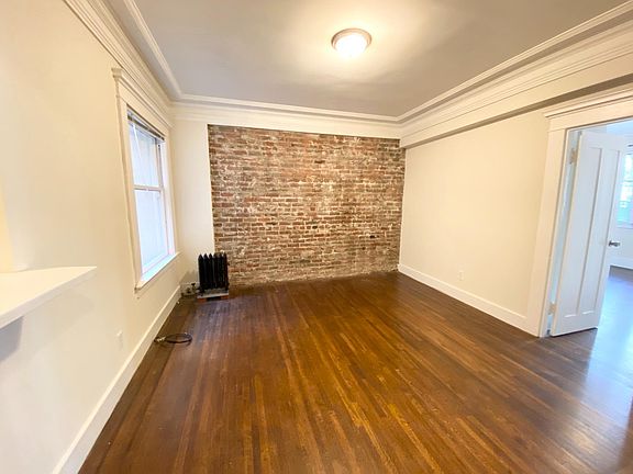 3rd image of 1035 Bush St #12