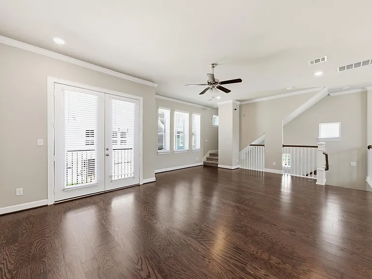 12006 Ridgewood Hill Dr — Photo 15