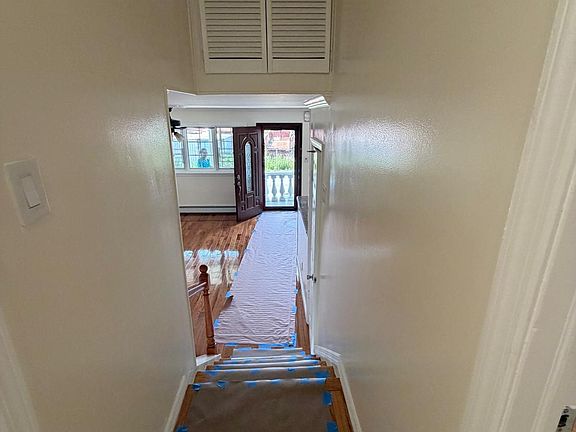 3rd image of 424 Beach 48th St Floor 2