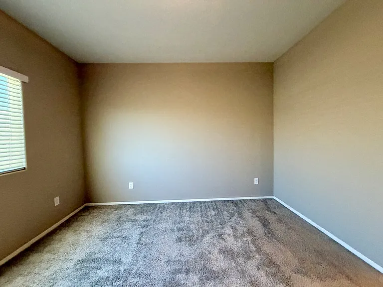 4536 Lafontaine Ct #1080 — Photo 29