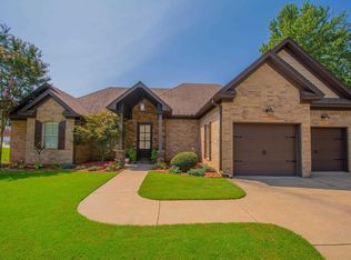 725 Cedar Dr, Bryant, AR 72022