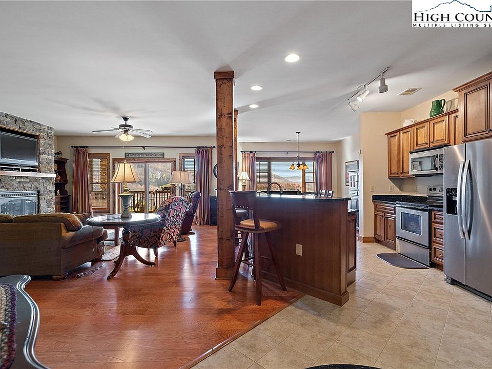 130D Caribou Court UNIT 2D, Banner Elk, NC 28604 Zillow