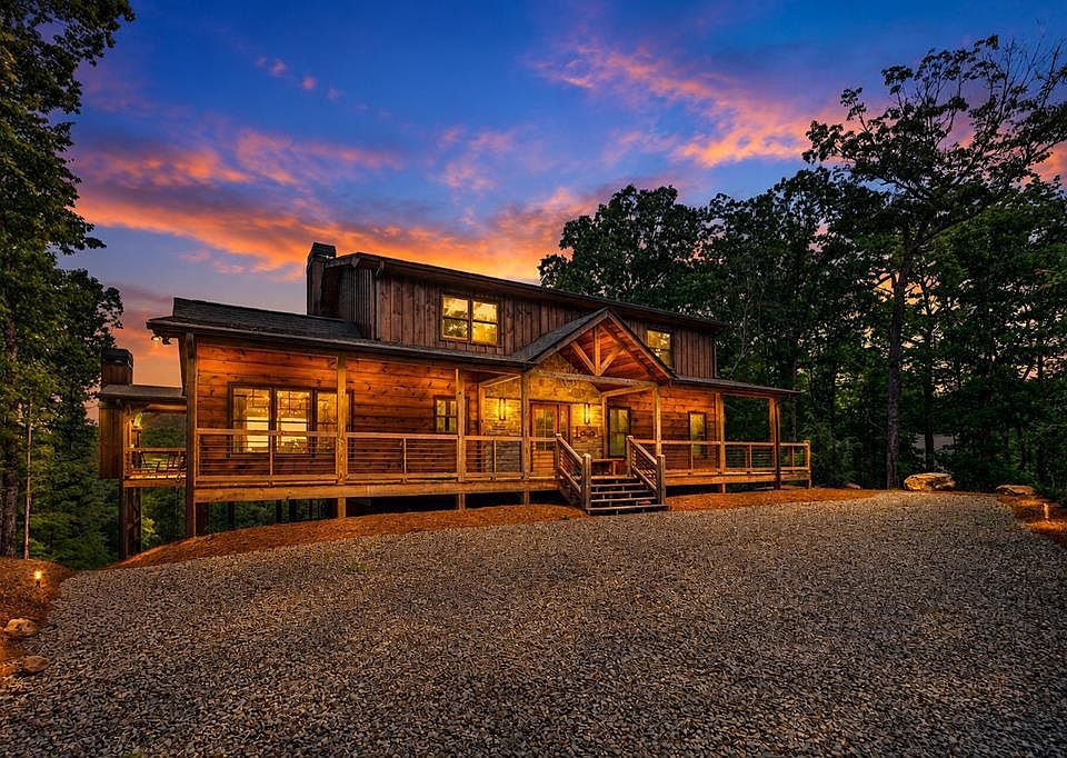 1st image of 315 River Retreat Rd