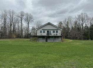 121 Gales Rd, Abbot, ME 04406