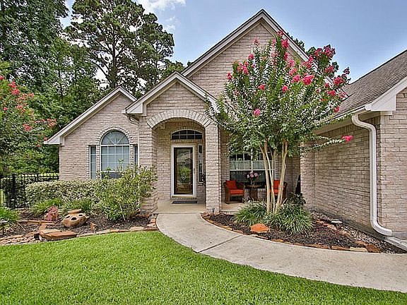 3rd image of 12518 Brightwood Dr