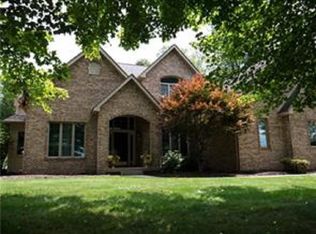 127 Walnut Ridge Dr, Beaver Falls, PA 15010