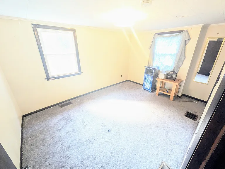 6 Green Rd #LOWER — Photo 8