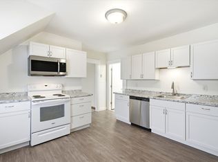 135 Sagamore St #3, Manchester, NH 03104