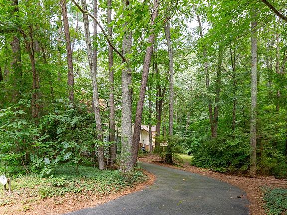5th image of 7347 Jackson Dr