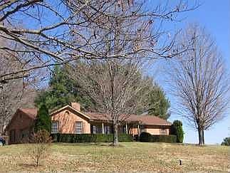 1st image of 82 Ravenswood Ln