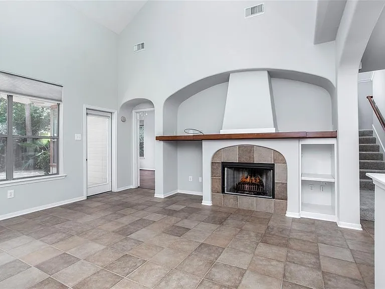 59 Douvaine Ct — Photo 7