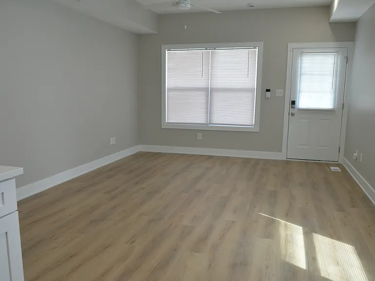 3909 Winthrop Ave #B — Photo 23