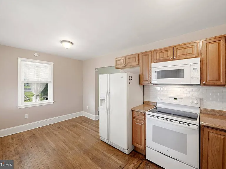 407 Manassas Ave — Photo 13