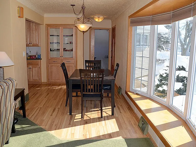Large Bay Window Captures Southern Exposure and Natural Sunlight