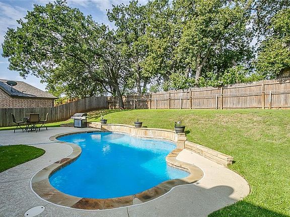 4th image of 6915 Tradonna Ln