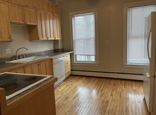 299 Brackett St APT 1, Portland, ME 04102