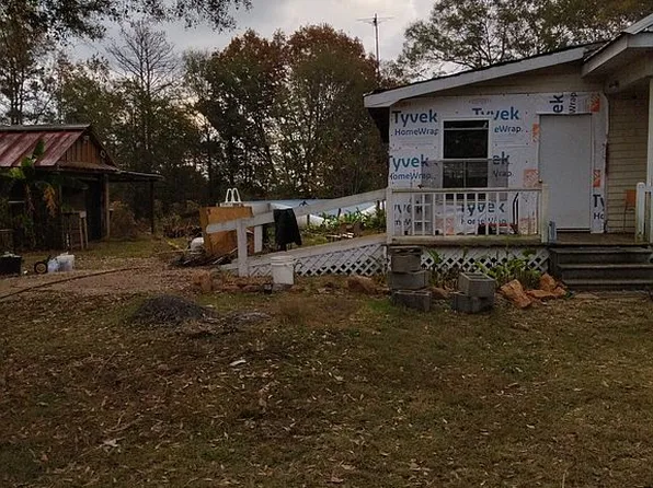 282 Victory Dashboard Rd, Bowdon, GA 30108