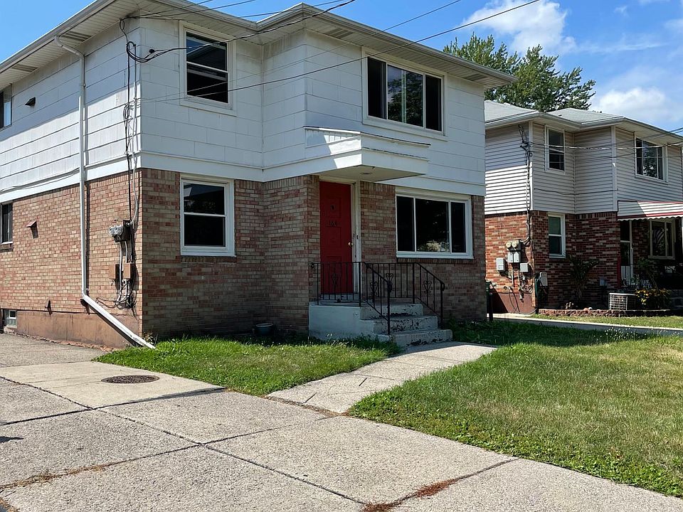 1st image of 164 Camden Ave Floor 1