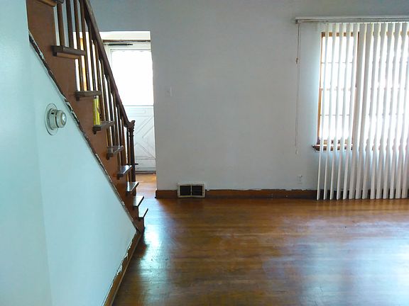 5th image of 4235 Jefferson St #1