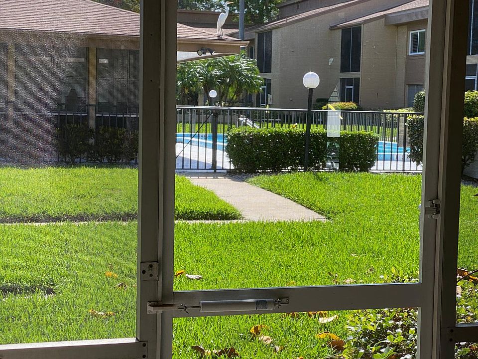 1st image of 1577 Greenlea Dr APT 5