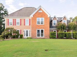 2950 Hunters Pond Ct, Snellville, GA