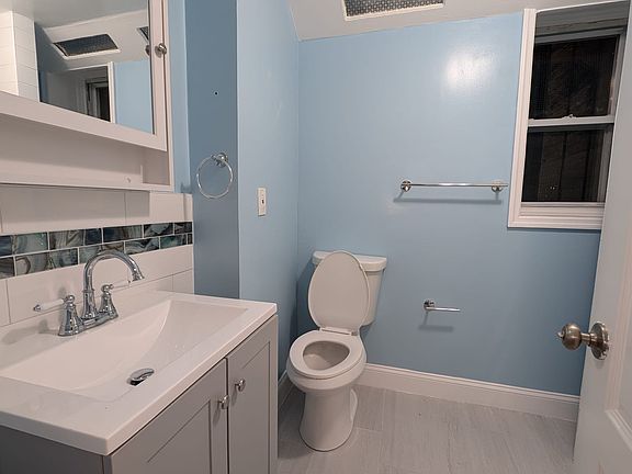 5th image of 645 Bergen Ave #B