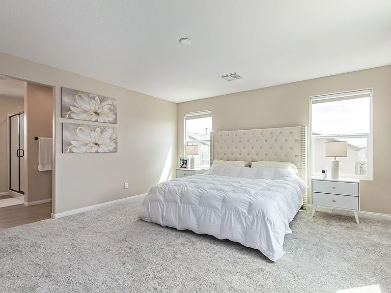 10212 Starlit Canyon Ct — Photo 13