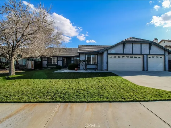 14621 Owens River Rd, Victorville, CA 92392