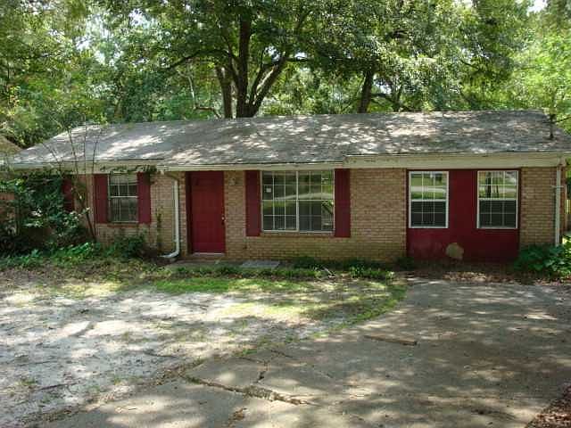 1st image of 5655 Cypress Cir