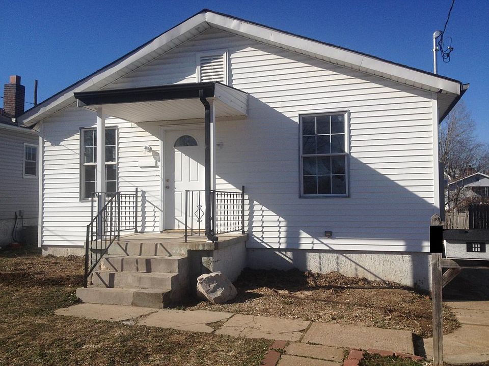 1st image of 749 Erskine Ave