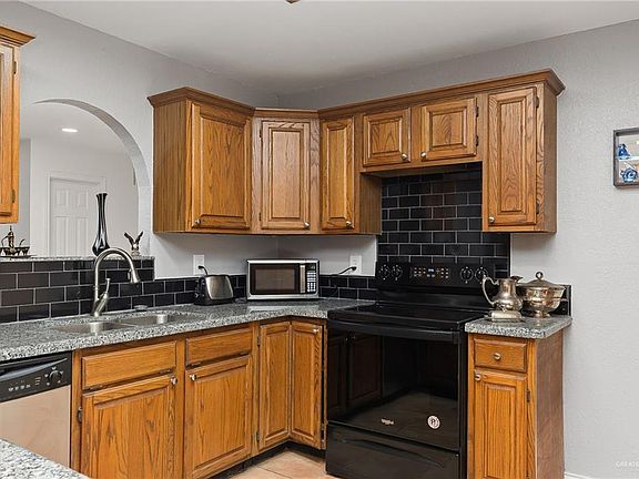 5th image of 6101 N 27th St