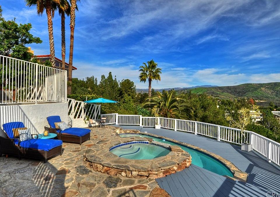 10362 Cowan Heights Dr, Santa Ana, CA 92705 Zillow