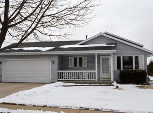 W201N16515 Hemlock St, Jackson, WI 53037